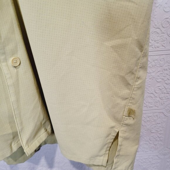 Lululemon Airing Easy Camp Collar Men's Finch Yellow Short Sleeve Shirt - Picture 3 of 6